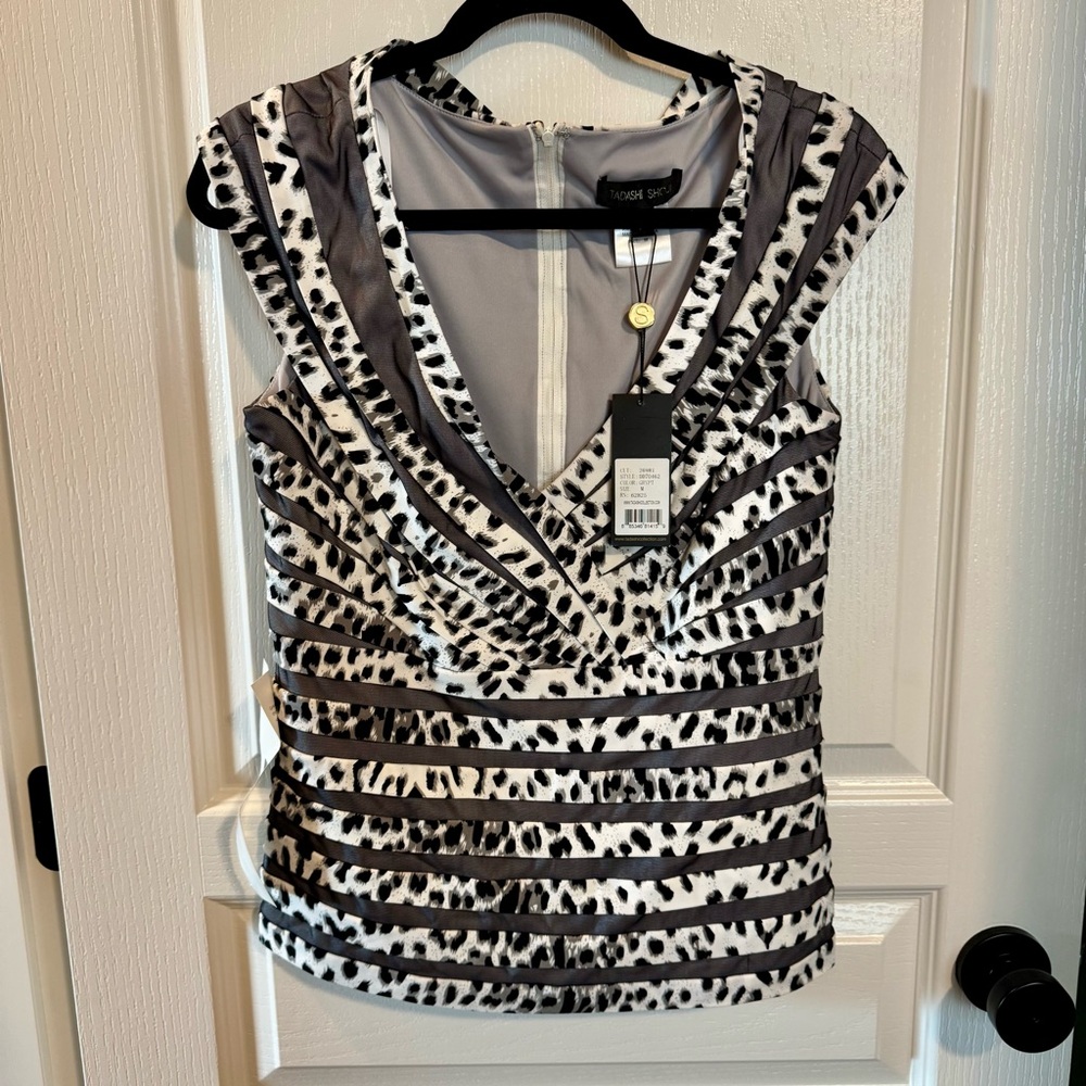 NWT Tadashi Shoji Striped Black and White Animal Print Blouse SIZE M
